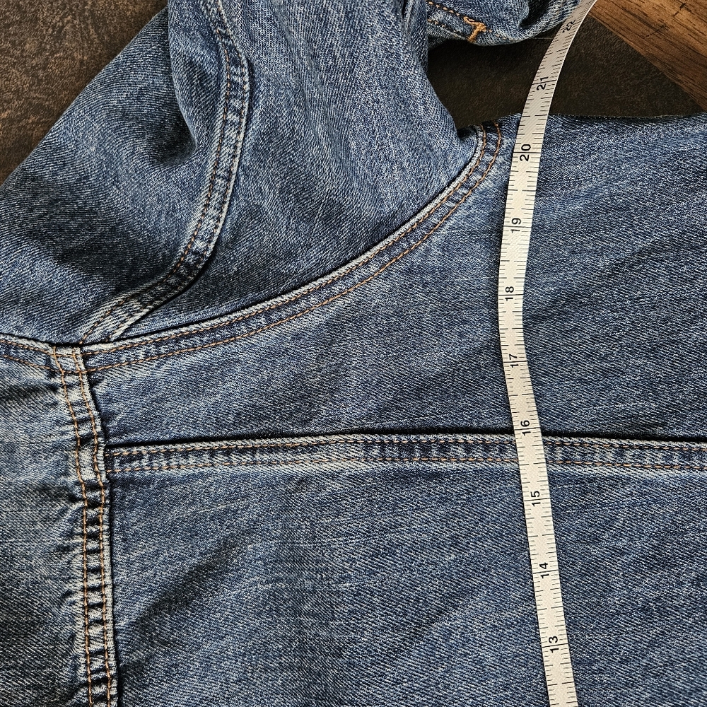 Distressed Denim Jacket Size Small - Picture 9 of 11